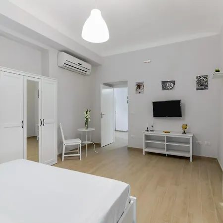 Palazzo Viola - Quattro Canti Charming Flats Apartment Palermo